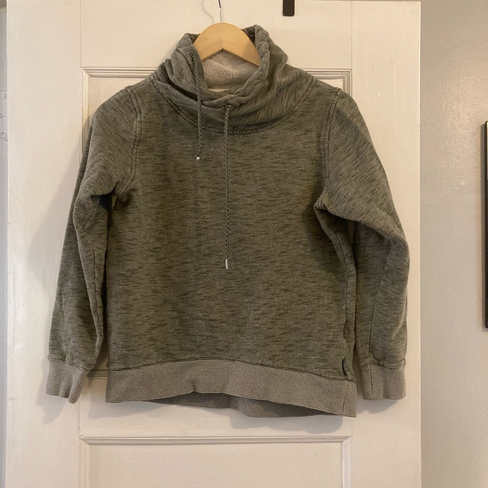 Columbia high neck sweatshirt
